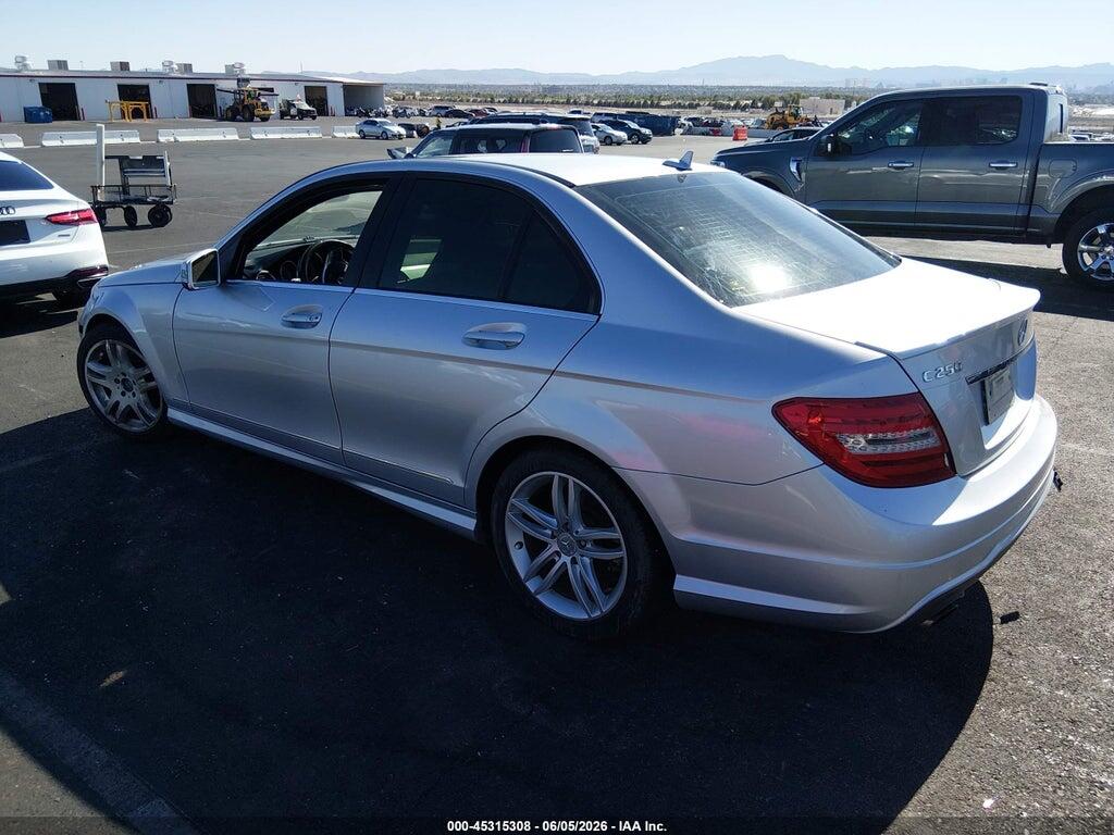 WDDGF4HBXDA779584 2013 MERCEDES-BENZ C 250 photo no. 3