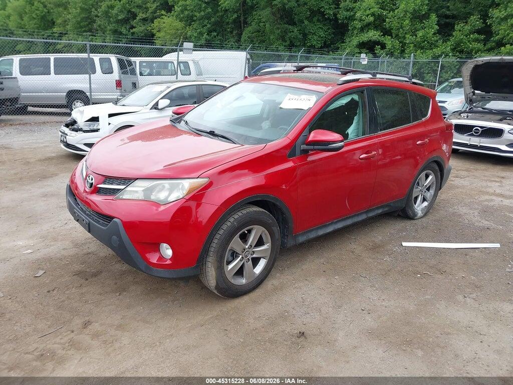 2T3RFREV0FW380671 2015 TOYOTA RAV4 photo no. 2