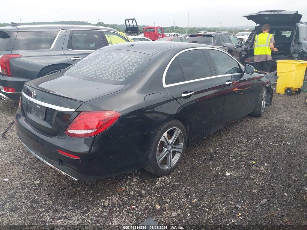 WDDZF4JB2HA066980 2017 MERCEDES-BENZ E 300 photo no. 4