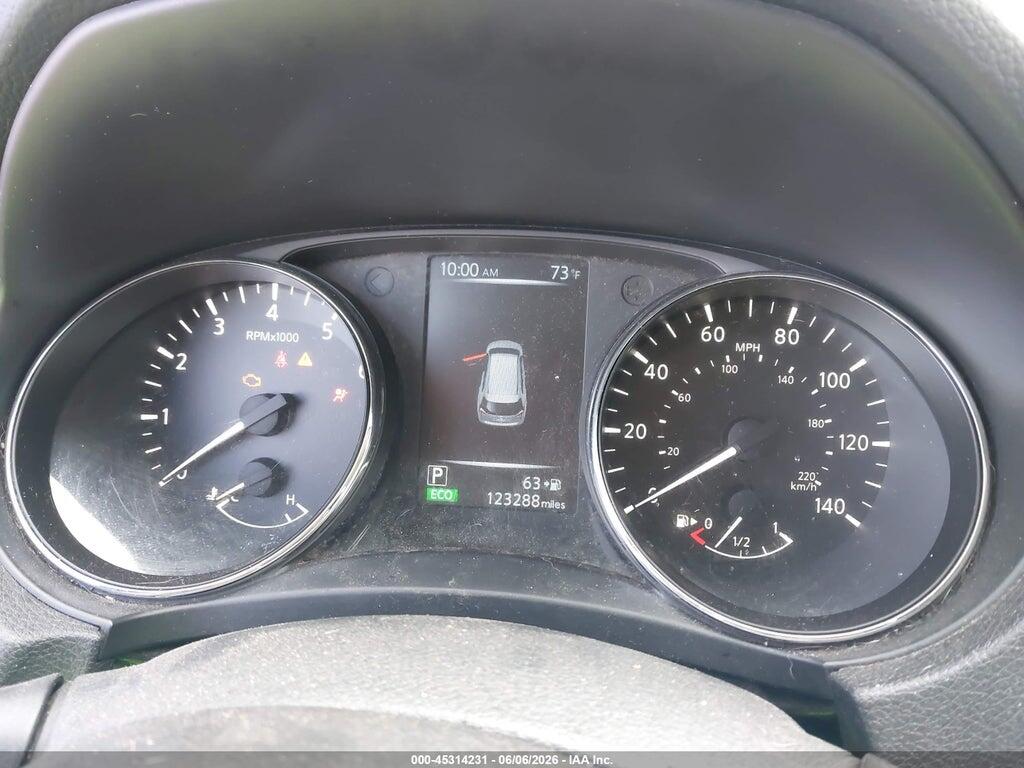 5N1AT2MT5HC867640 2017 NISSAN ROGUE photo no. 7
