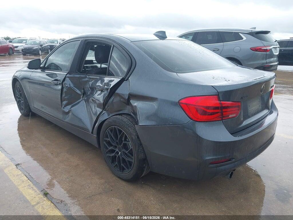 WBA8A3C59JA499866 2018 BMW 320I photo no. 3