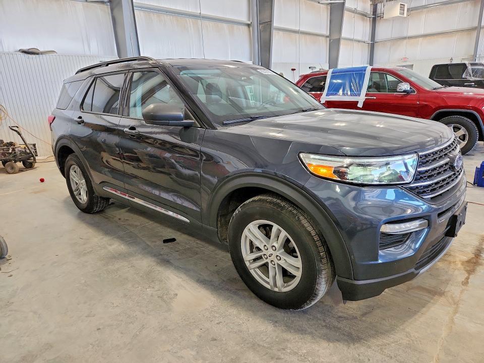 2023 FORD EXPLORER XLT — Фото 4 из 12