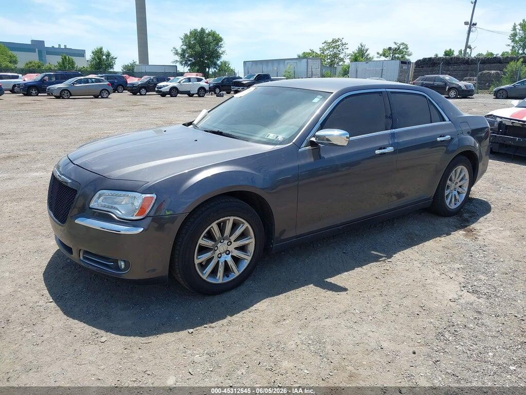 2C3CCAET0DH650093 2013 CHRYSLER 300C photo no. 2