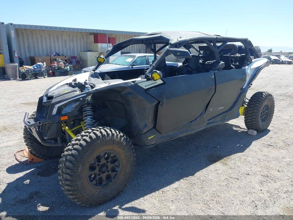 3JBVMAY41JK000240 2018 CAN-AM MAVERICK X3 MAX photo no. 2