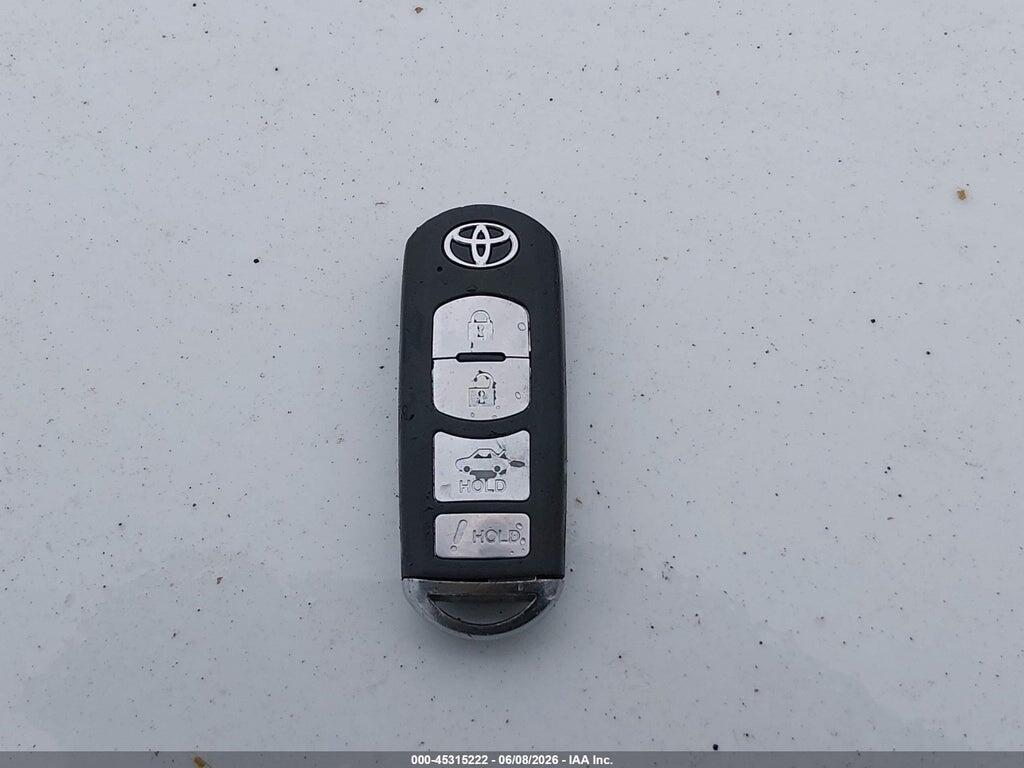 3MYDLBYV5HY154498 2017 TOYOTA YARIS IA photo no. 11