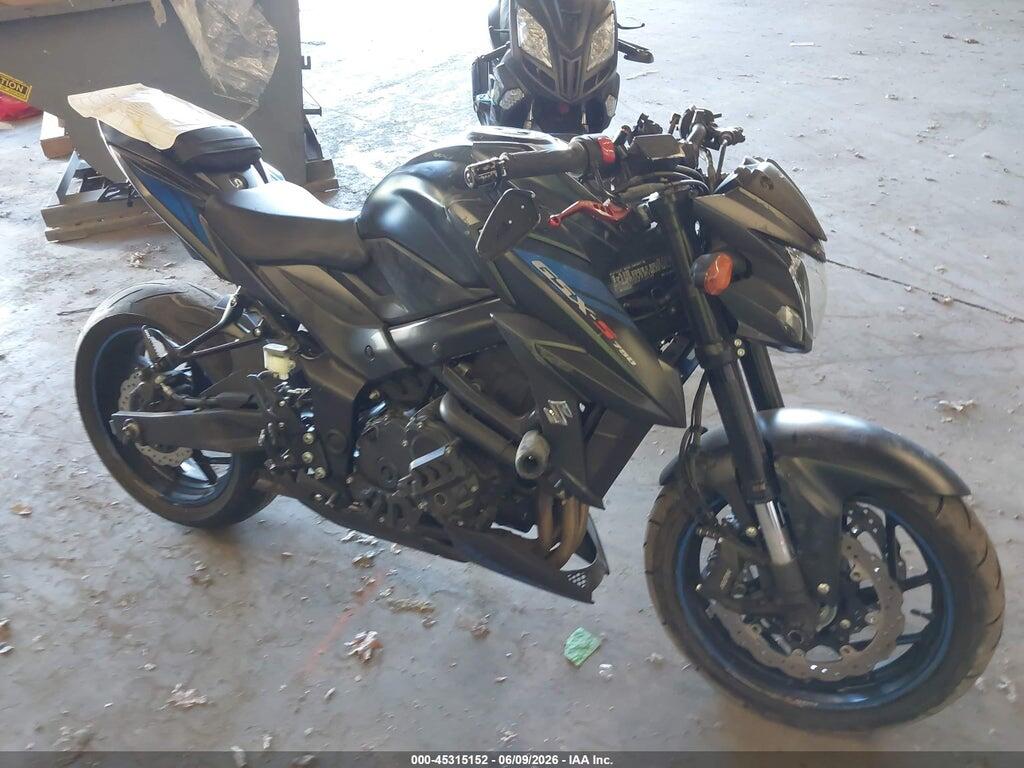 JS1C533B5K7100189 2019 SUZUKI GSX-S750 photo no. 8