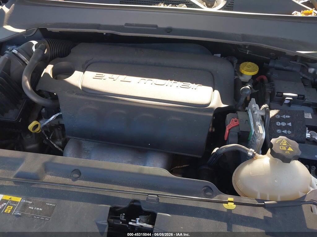 3C4NJDBB7JT435742 2018 JEEP COMPASS photo no. 10