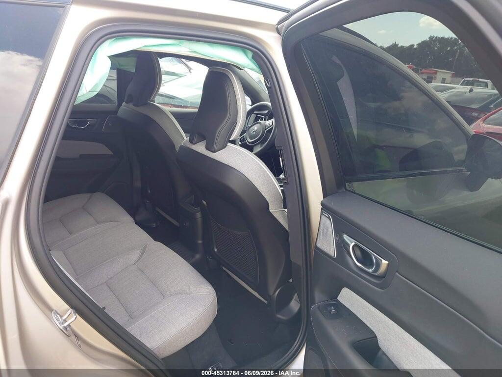 YV4H60DM2R1711900 2024 VOLVO XC60 RECHARGE PLUG-IN HYBRID photo no. 8