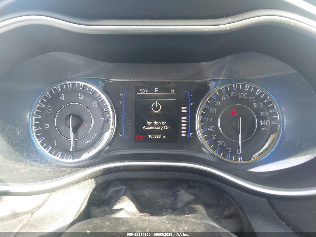 1C3CCCAB1GN174280 2016 CHRYSLER 200 photo no. 7