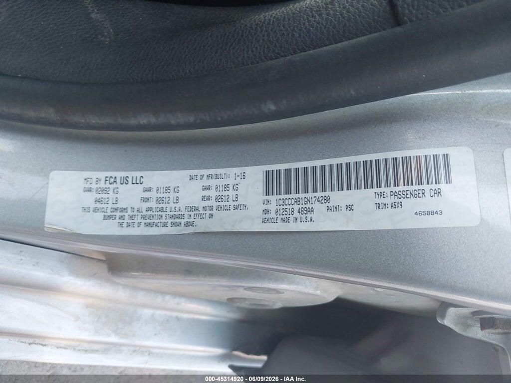 1C3CCCAB1GN174280 2016 CHRYSLER 200 photo no. 9