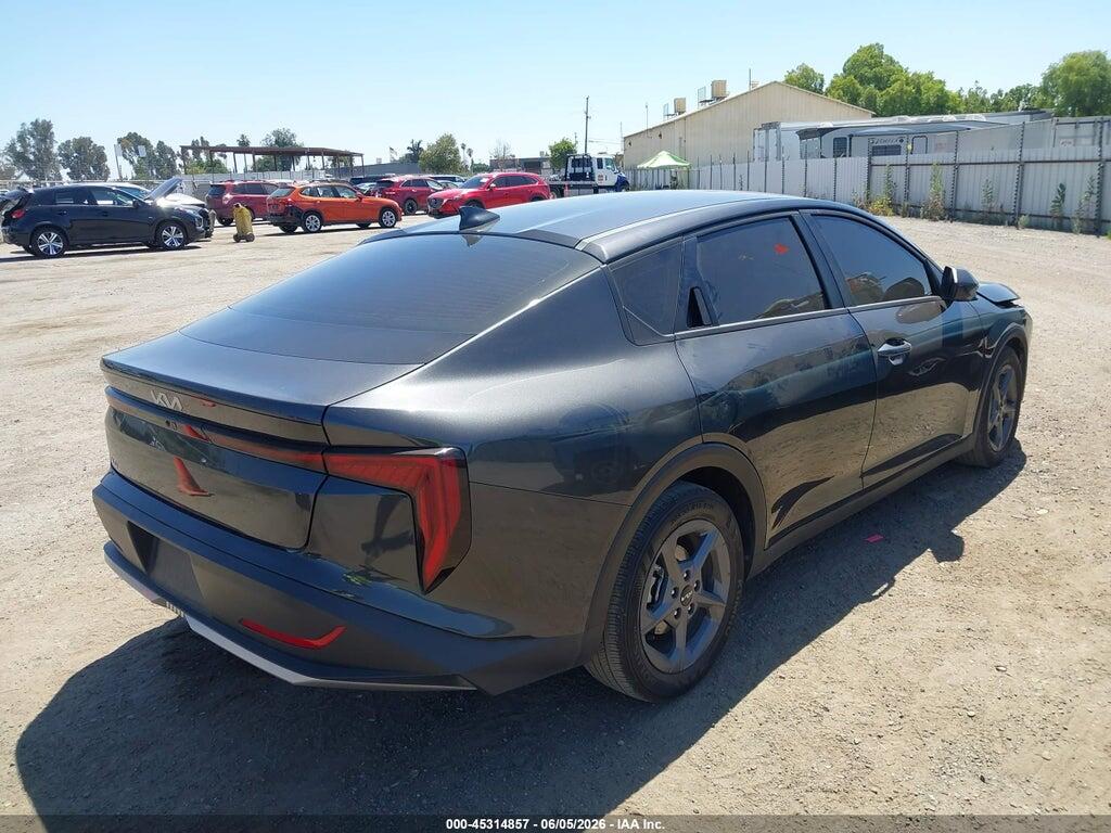 3KPFT4DEXSE169225 2025 KIA K4 photo no. 4