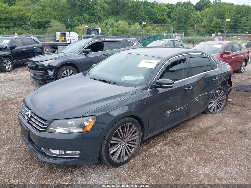 1VWBT7A34FC008673 2015 VOLKSWAGEN PASSAT photo no. 2