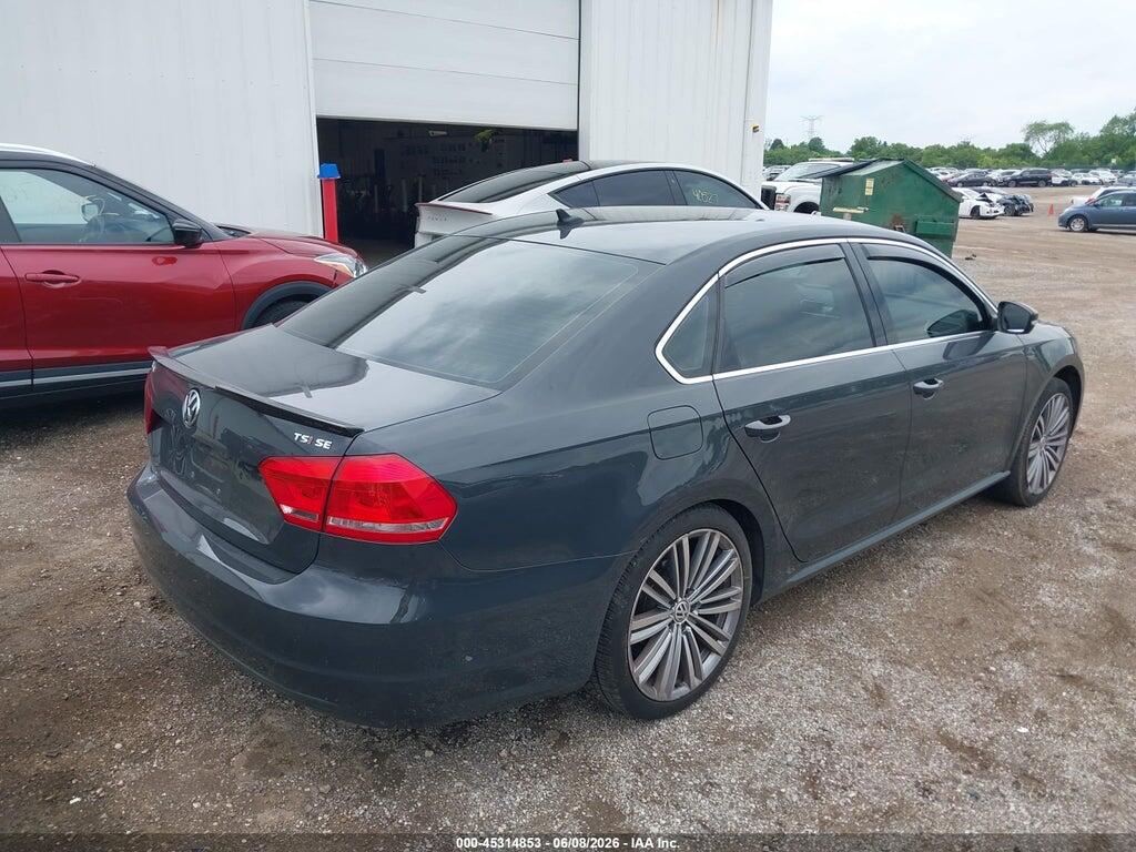 1VWBT7A34FC008673 2015 VOLKSWAGEN PASSAT photo no. 4