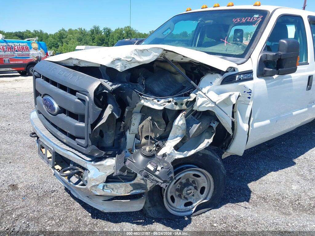 1FT7X2B68CEC17147 2012 FORD F-250 photo no. 6