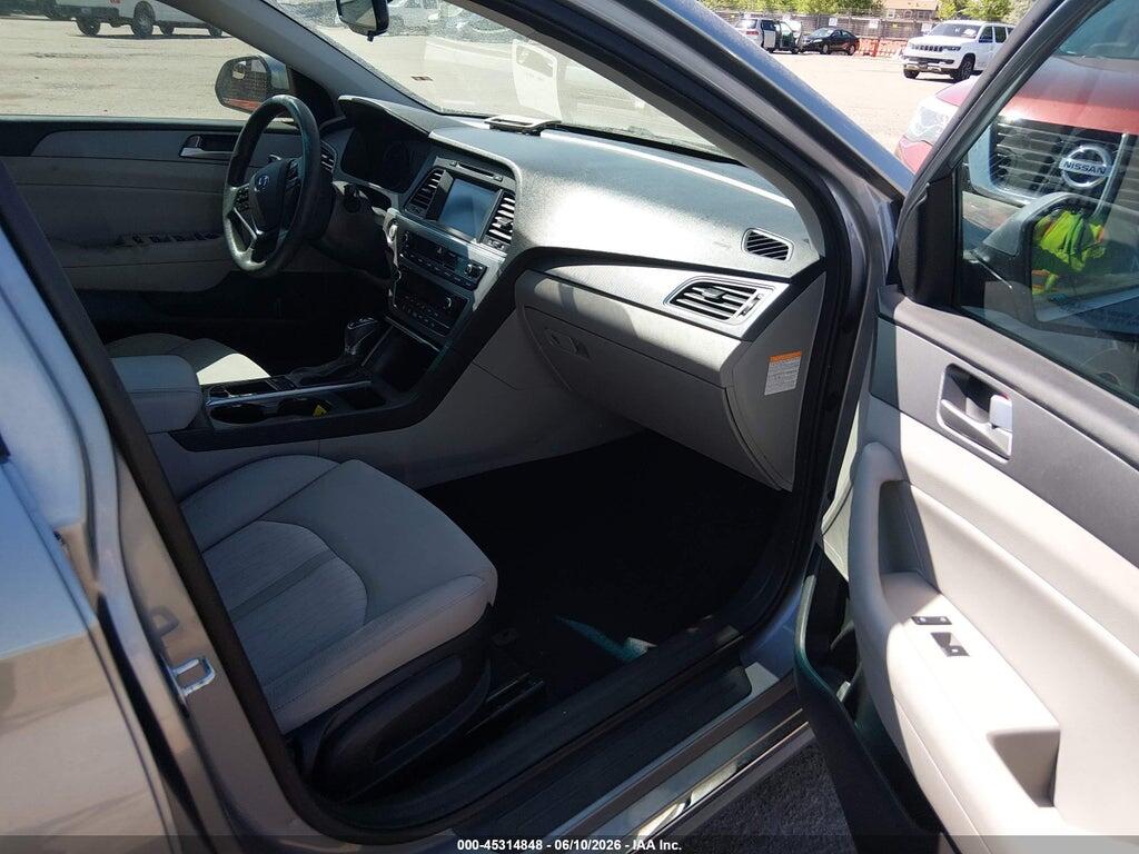 KMHE24L17HA046700 2017 HYUNDAI SONATA HYBRID photo no. 5