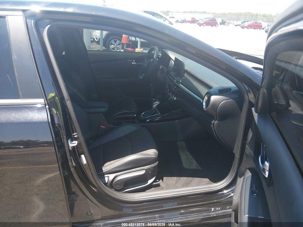 3KPF34AD5ME286239 2021 KIA FORTE photo no. 5