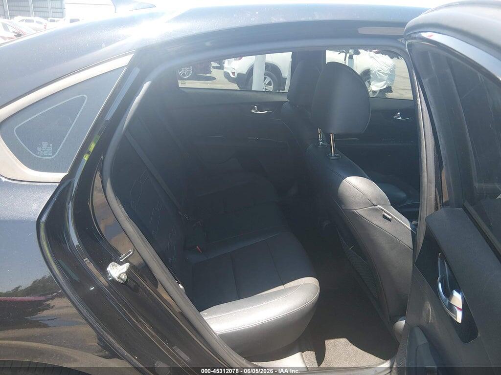 3KPF34AD5ME286239 2021 KIA FORTE photo no. 8