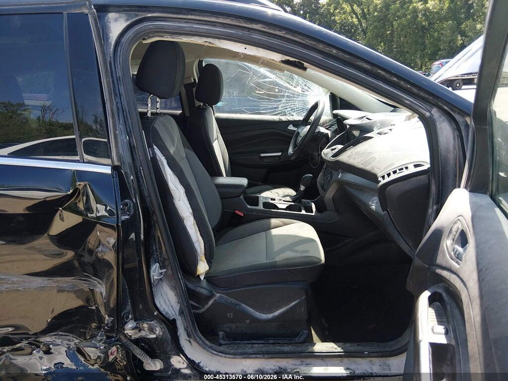1FMCU0GD2HUD39367 2017 FORD ESCAPE photo no. 5