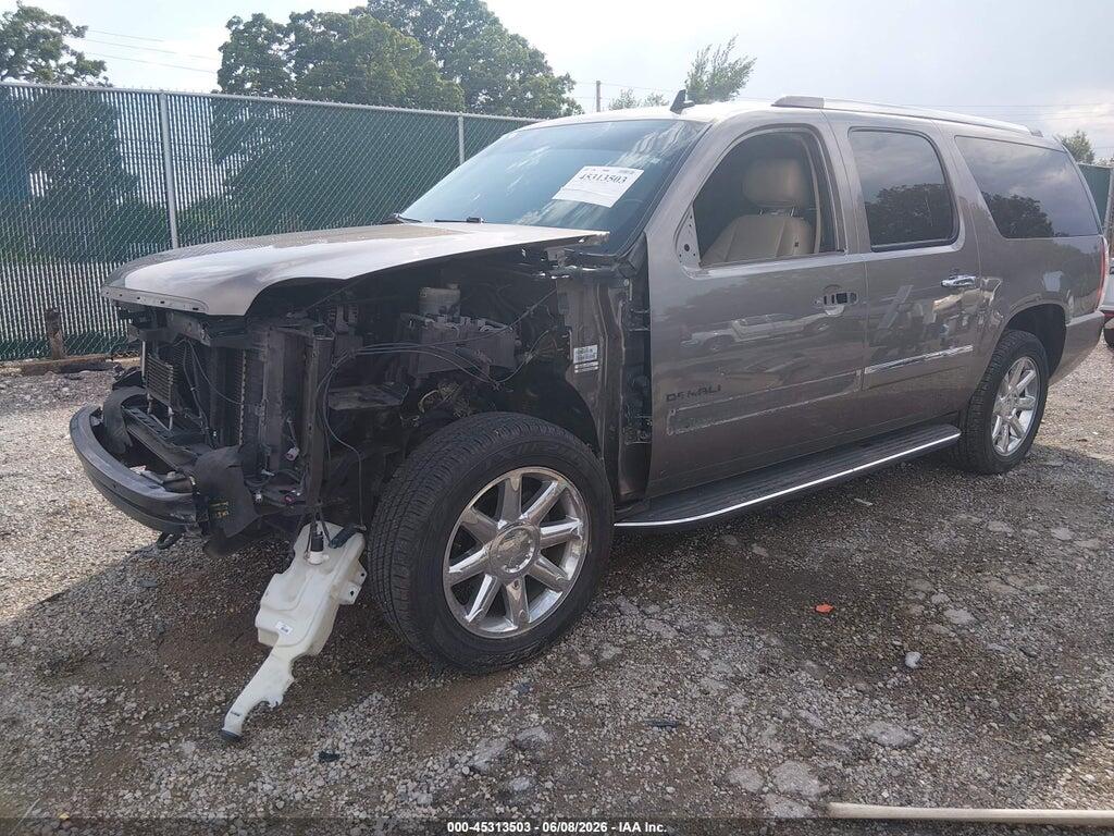 1GKS2MEF8ER169438 2014 GMC YUKON XL 1500 photo no. 2