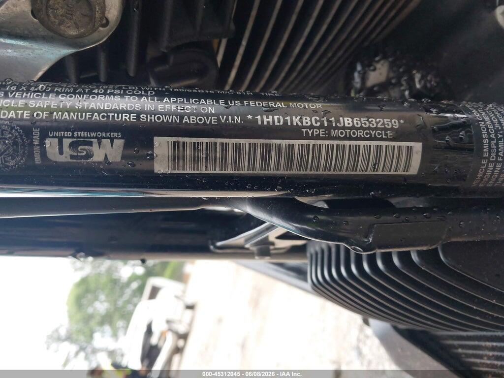 1HD1KBC11JB653259 2018 HARLEY-DAVIDSON FLHX photo no. 10