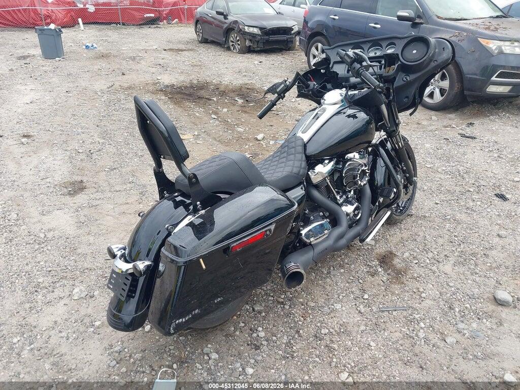 1HD1KBC11JB653259 2018 HARLEY-DAVIDSON FLHX photo no. 4