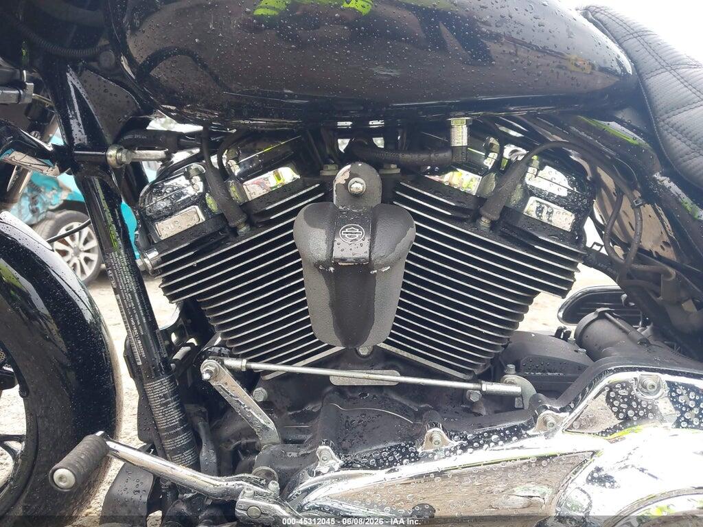 1HD1KBC11JB653259 2018 HARLEY-DAVIDSON FLHX photo no. 9