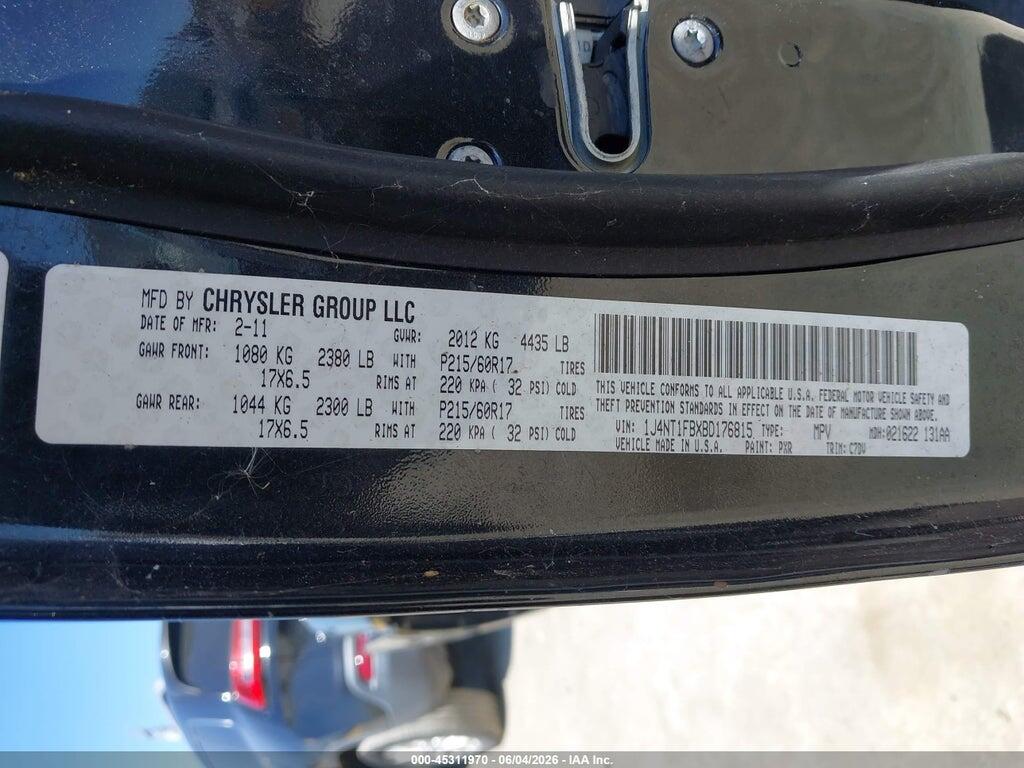 1J4NT1FBXBD176815 2011 JEEP COMPASS photo no. 9
