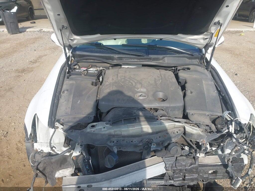 JTHCF5C22A5036779 2010 LEXUS IS 250 photo no. 10