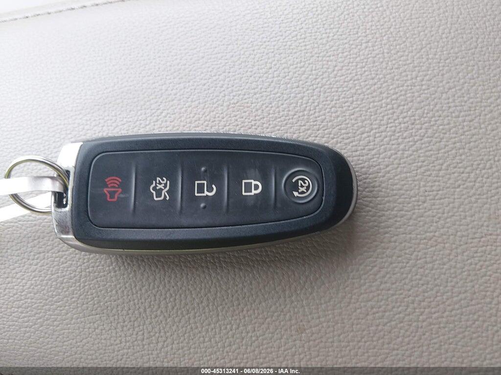 1FMCU9J95HUC01296 2017 FORD ESCAPE photo no. 11