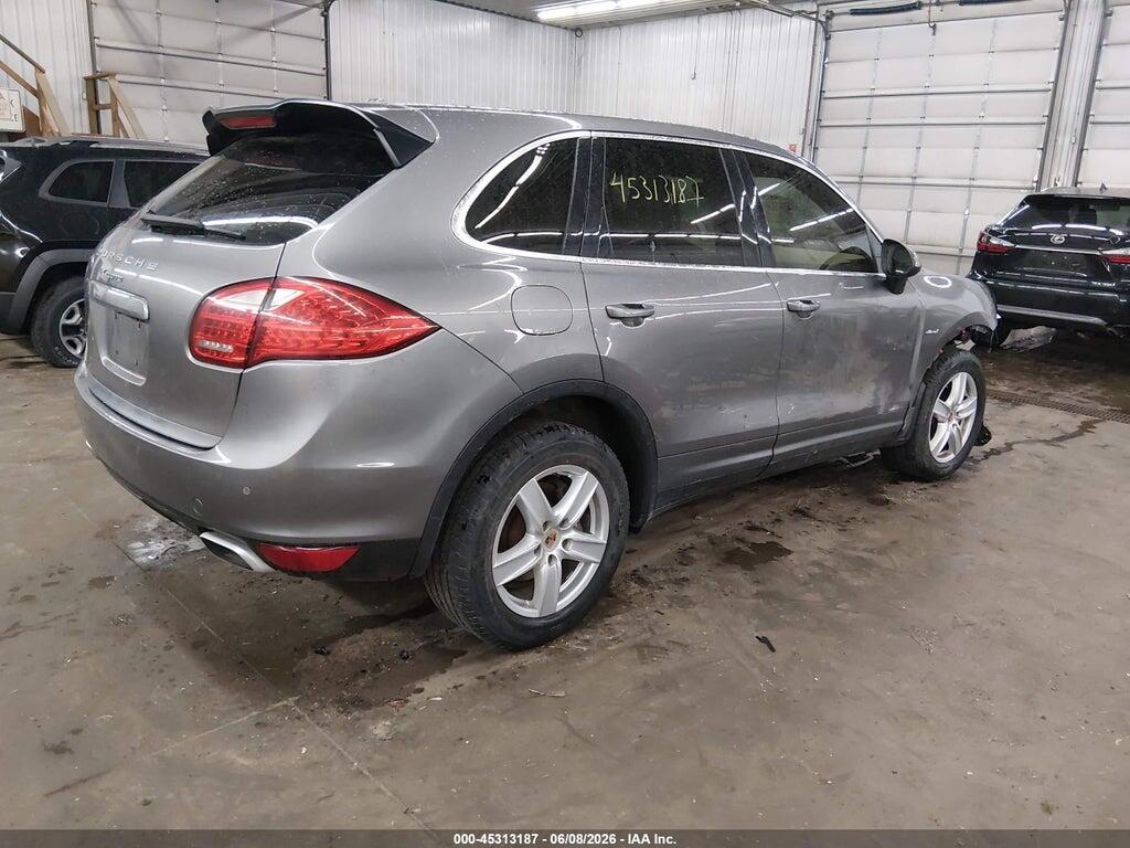 WP1AF2A25DLA42360 2013 PORSCHE CAYENNE photo no. 4