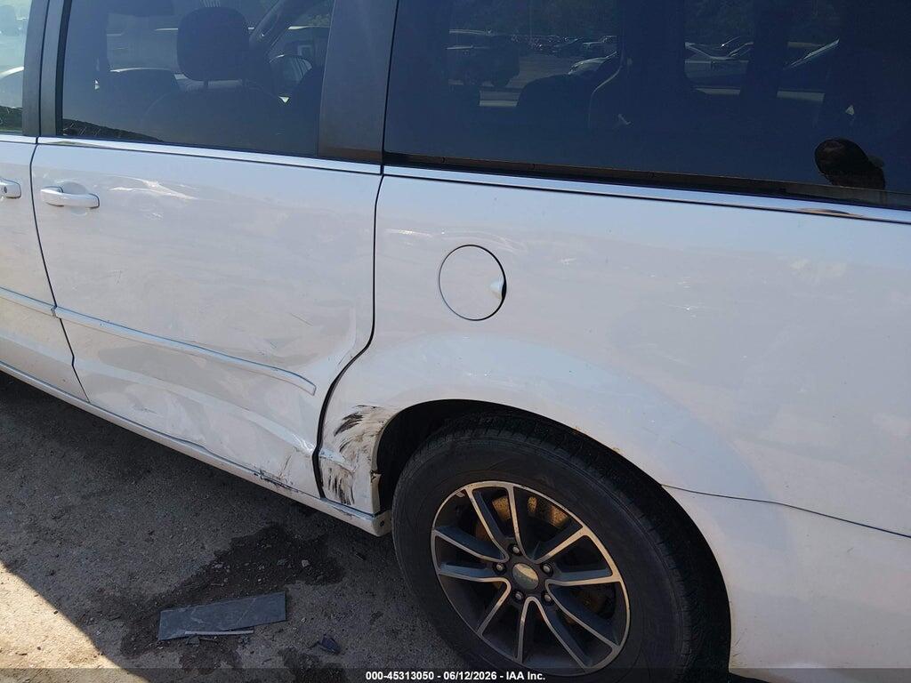 2C4RDGCG6HR825457 2017 DODGE GRAND CARAVAN photo no. 6