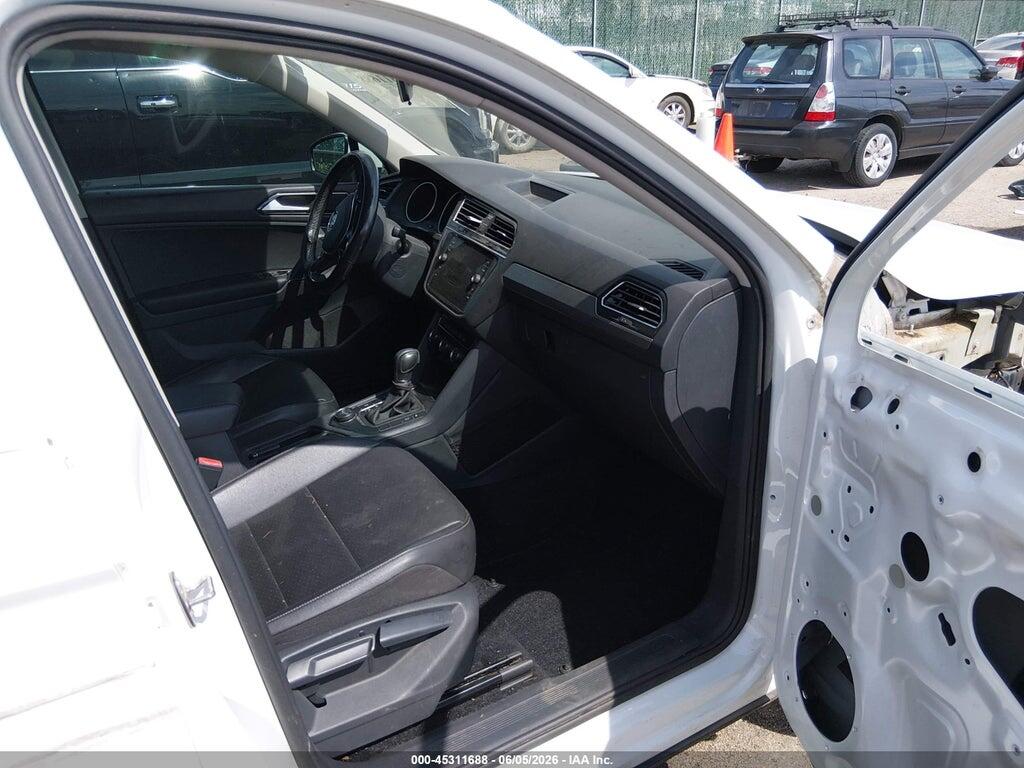 3VV2B7AX7JM000763 2018 VOLKSWAGEN TIGUAN photo no. 5