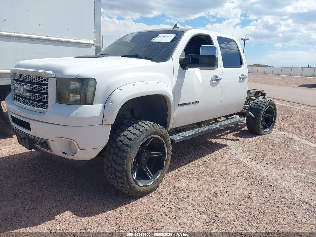 1GT125E8XDF140537 2013 GMC SIERRA 2500HD photo no. 2