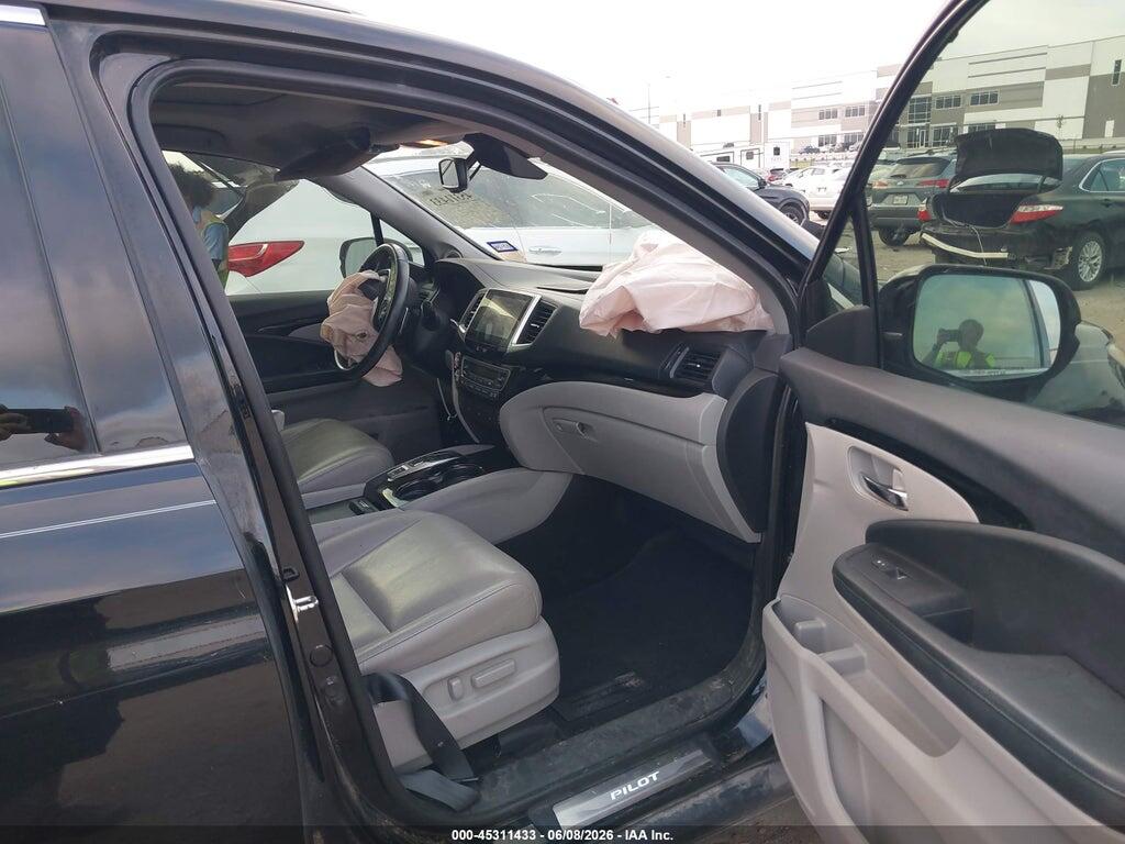 5FNYF5H92JB021713 2018 HONDA PILOT photo no. 5
