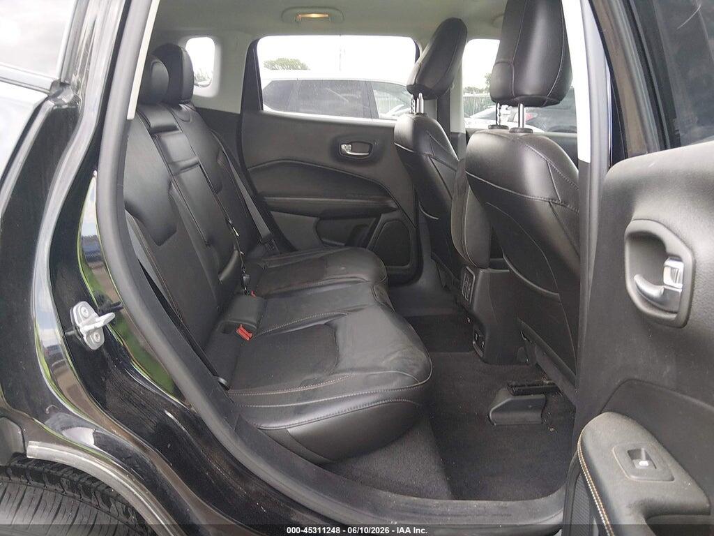 3C4NJDBB0JT256927 2018 JEEP COMPASS photo no. 8