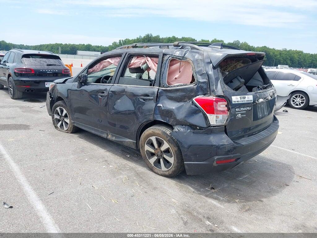 JF2SJAJC8HH457092 2017 SUBARU FORESTER photo no. 3