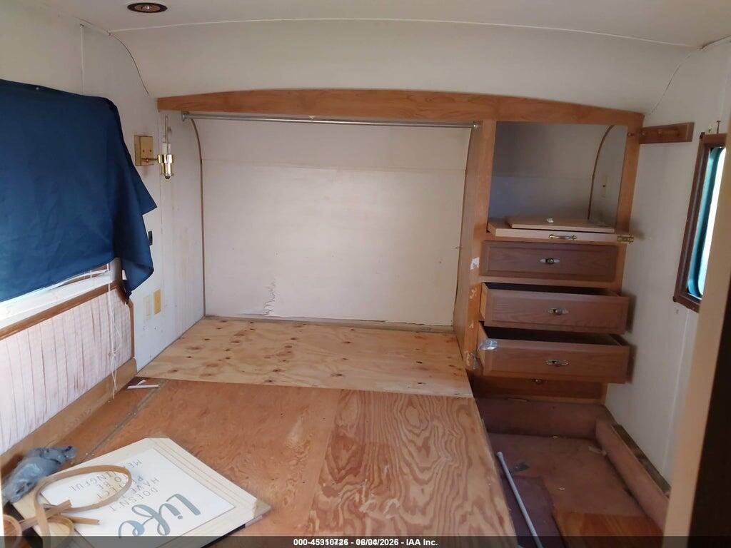 16F62B3R9M1009225 1991 CARRIAGE FIFTH WHEEL photo no. 7