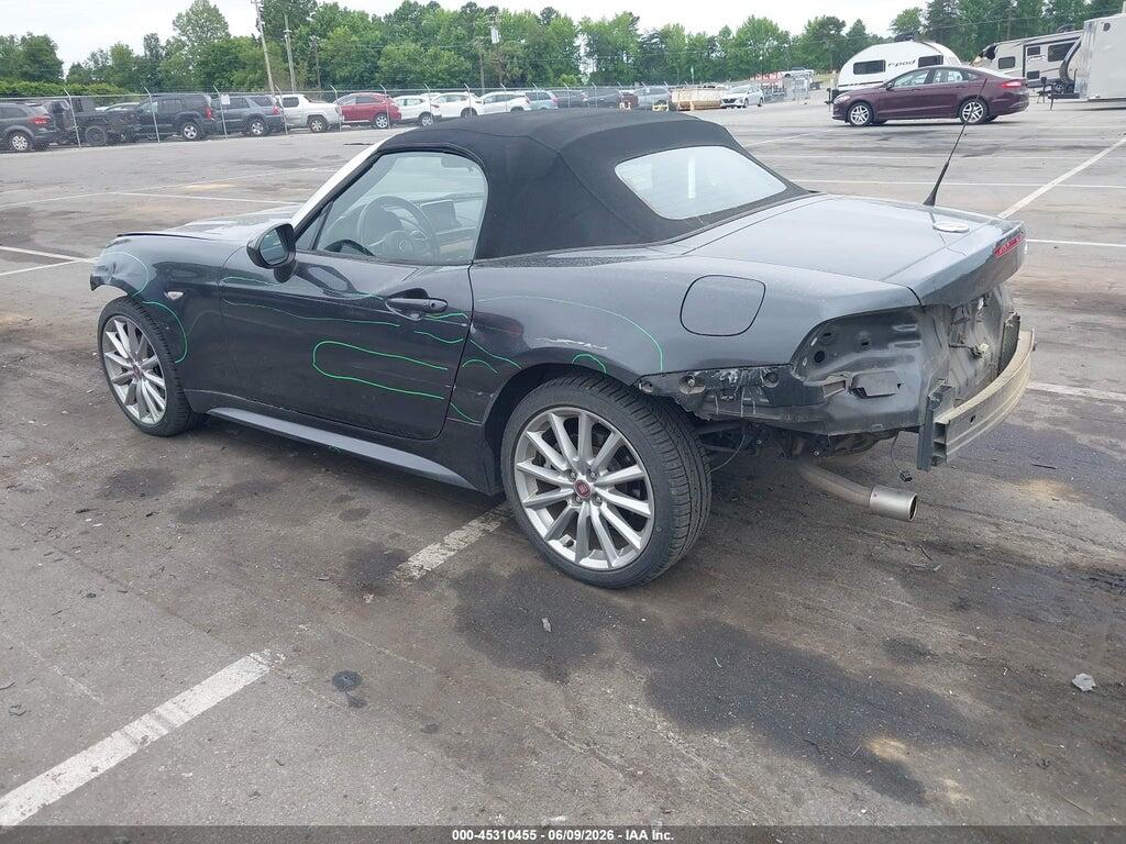 JC1NFAEK8H0101994 2017 FIAT 124 SPIDER photo no. 3