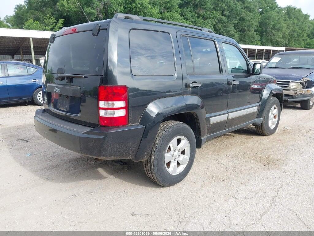 1C4PJMAK1CW158769 2012 JEEP LIBERTY photo no. 4