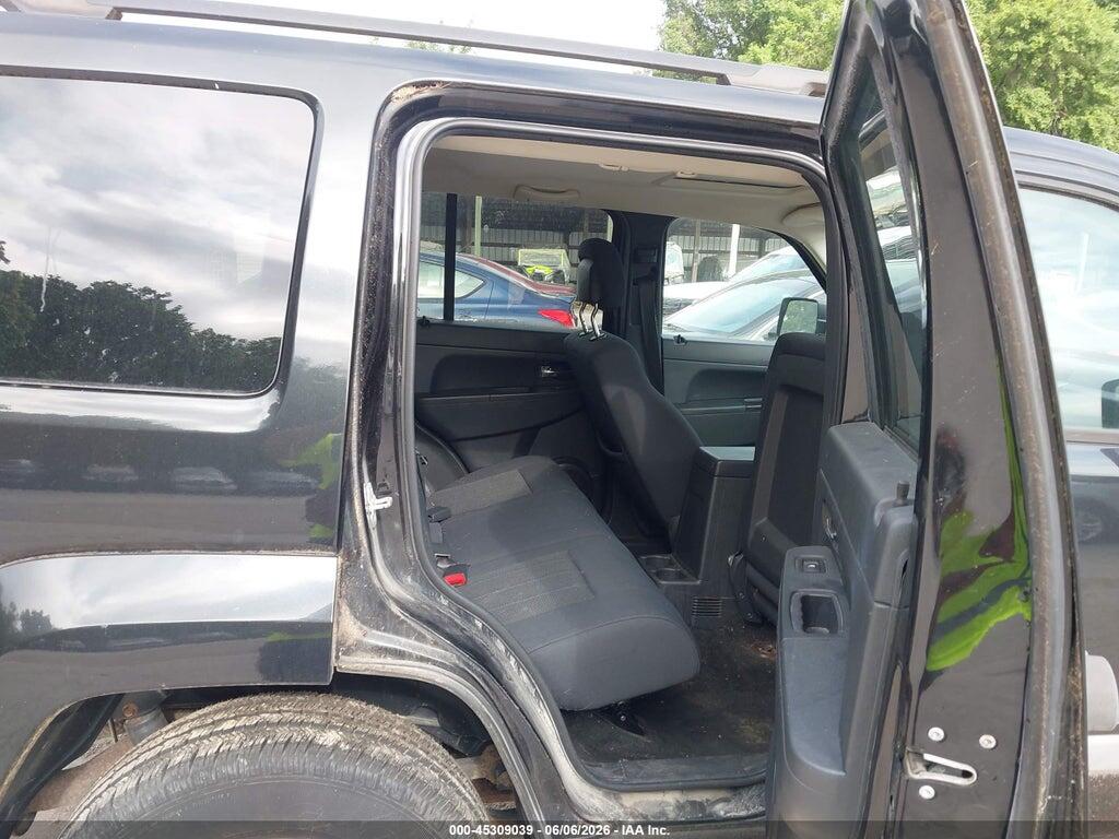1C4PJMAK1CW158769 2012 JEEP LIBERTY photo no. 8
