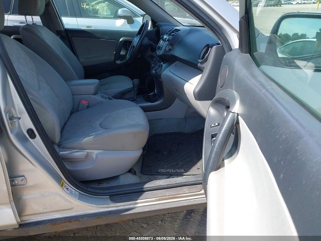 2T3BF4DV2BW120238 2011 TOYOTA RAV4 photo no. 5
