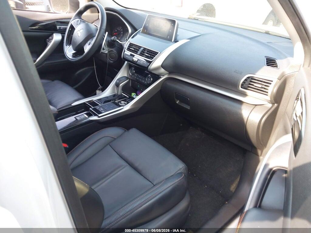JA4AT5AA0KZ019978 2019 MITSUBISHI ECLIPSE CROSS photo no. 5