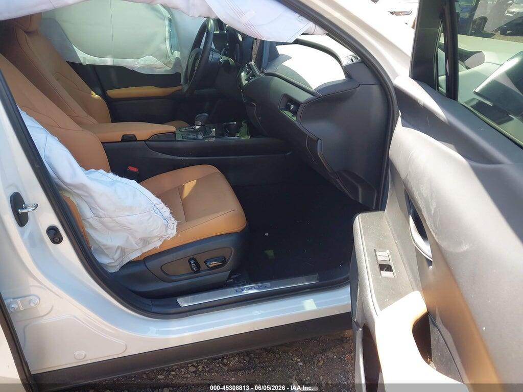JTHYBJAH7S2027614 2025 LEXUS UX 300H photo no. 5
