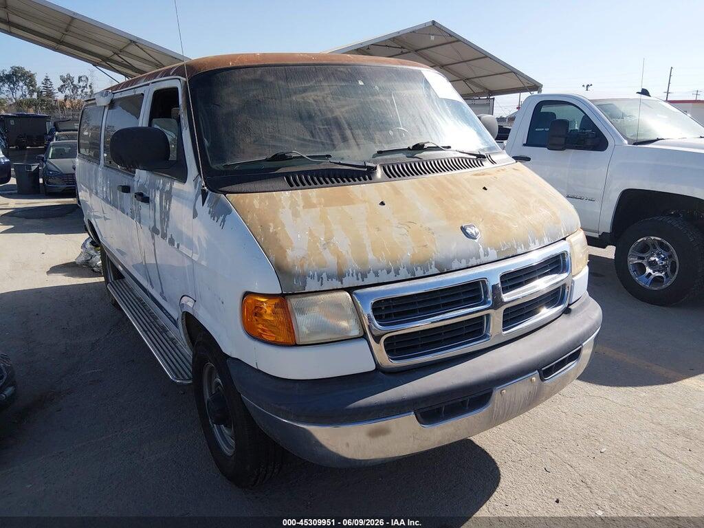 2B4JB25Y02K107573 2002 DODGE RAM WAGON 2500 photo no. 1