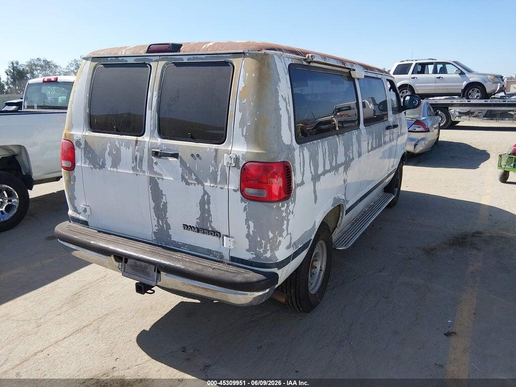 2B4JB25Y02K107573 2002 DODGE RAM WAGON 2500 photo no. 4