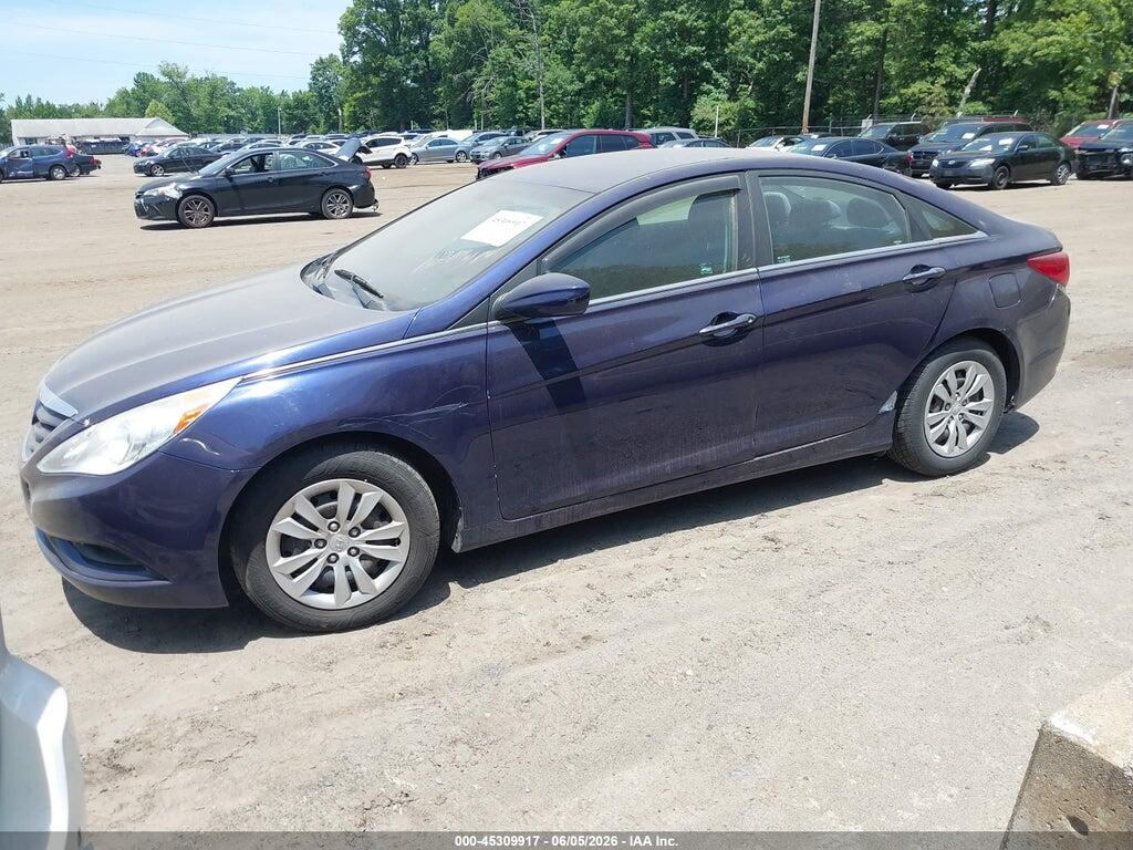 5NPEB4AC2DH605601 2013 HYUNDAI SONATA photo no. 2