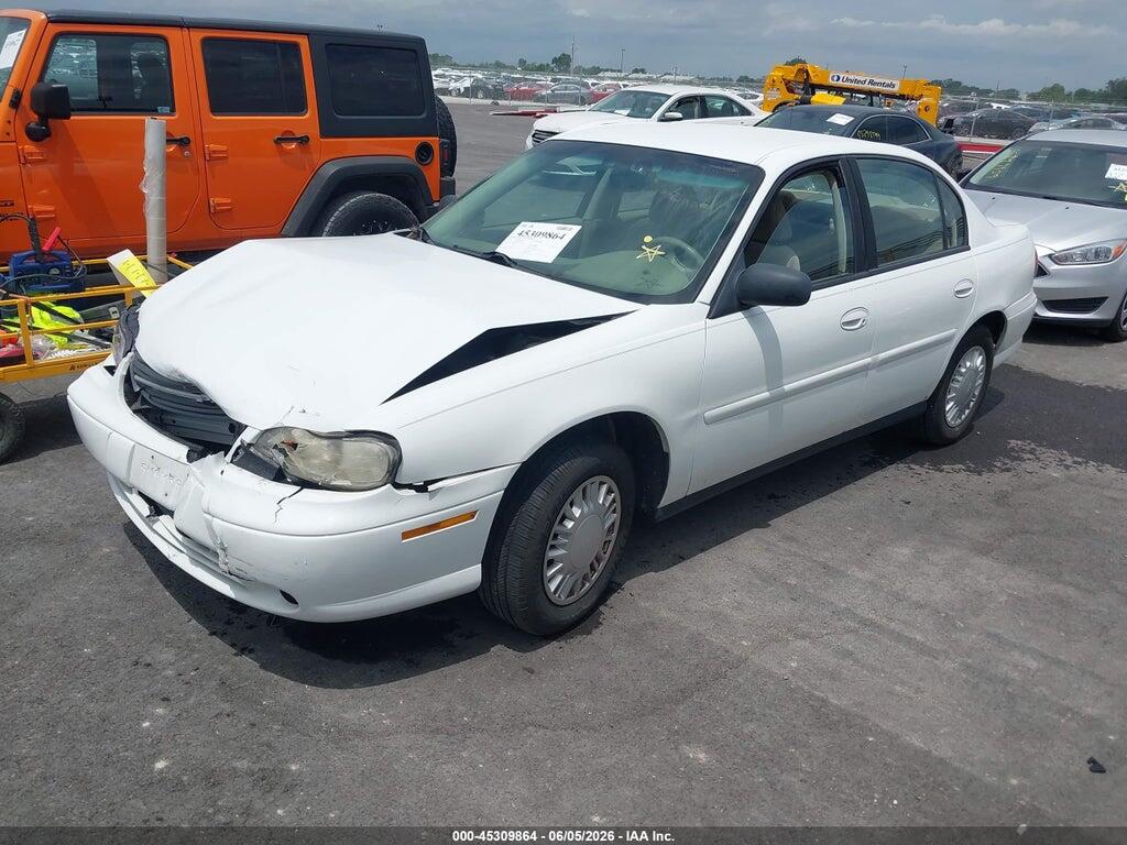 1G1ND52F04M539489 2004 CHEVROLET CLASSIC photo no. 2