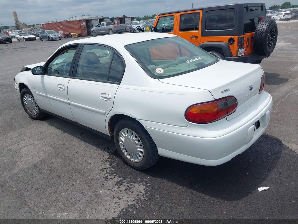 1G1ND52F04M539489 2004 CHEVROLET CLASSIC photo no. 3