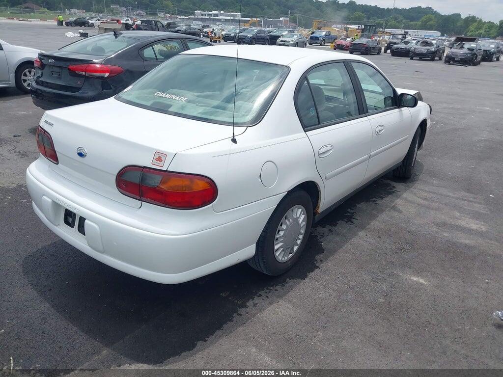 1G1ND52F04M539489 2004 CHEVROLET CLASSIC photo no. 4