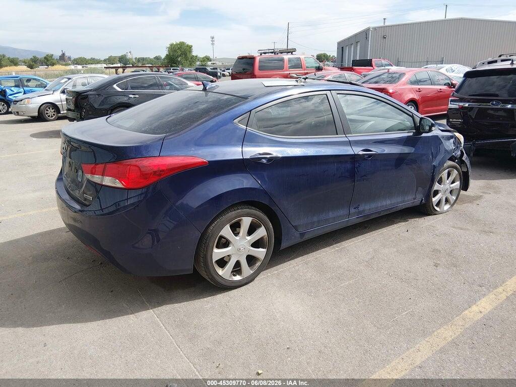 5NPDH4AE8DH179957 2013 HYUNDAI ELANTRA photo no. 4